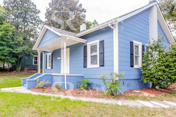 226 Highland St in Mount Holly, NC - Building Photo