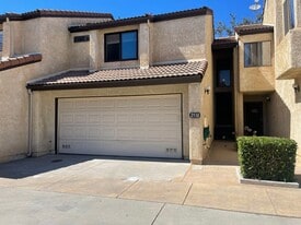 2518 Danube Way in Oxnard, CA - Building Photo