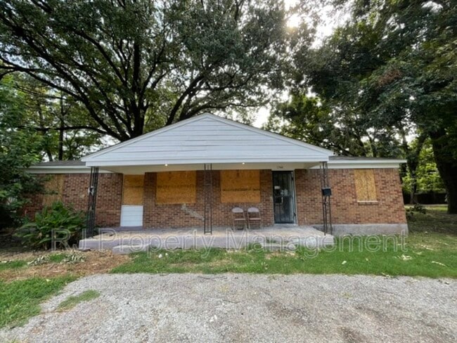 property at 1766 Cincinnati Rd