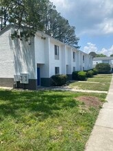 Park South at Deerwood in Jacksonville, FL - Foto de edificio - Building Photo