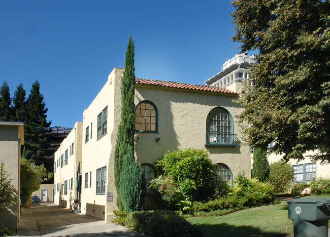 530 Webster St in Palo Alto, CA - Building Photo - Building Photo