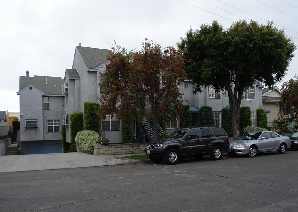 4074 Falcon Pl in San Diego, CA - Foto de edificio