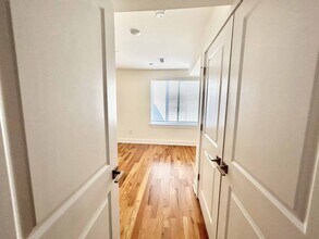 402 N Front St in Philadelphia, PA - Building Photo - Building Photo