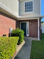 231 Wakefield Way in Enterprise, AL - Building Photo