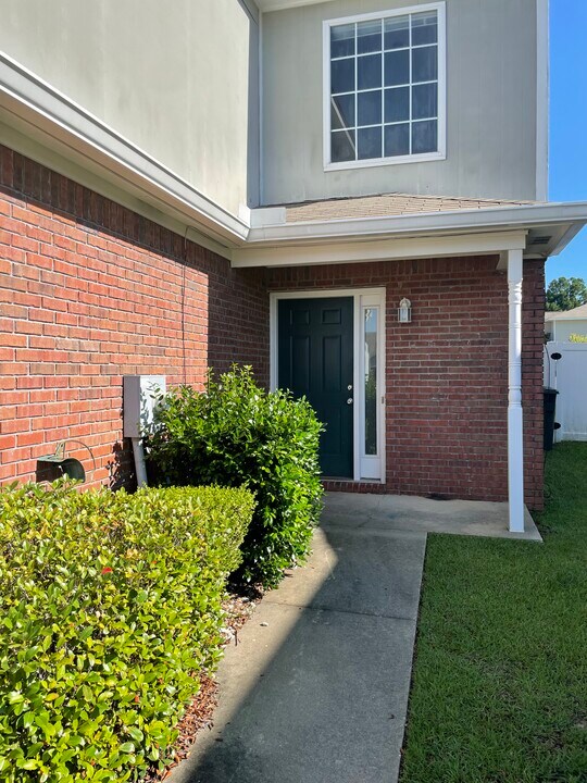 231 Wakefield Way in Enterprise, AL - Foto de edificio