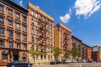 115 W 104th St in New York, NY - Building Photo - Building Photo