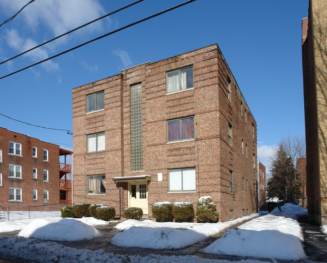 42 School St in Hartford, CT - Foto de edificio - Building Photo