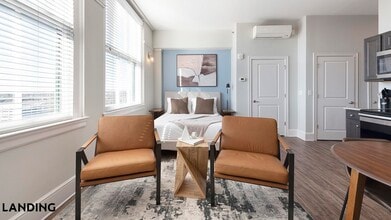 187 N Church St in Spartanburg, SC - Foto de edificio - Building Photo