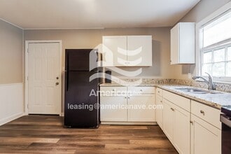 1009 Ozark Ct in Birmingham, AL - Building Photo - Building Photo