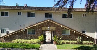 609 Grand Fir Ave, Unit Apt 7 in Sunnyvale, CA - Building Photo