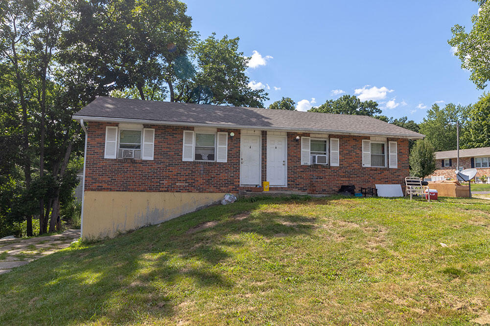 1491 N Dawn Dr in Columbia, MO - Building Photo