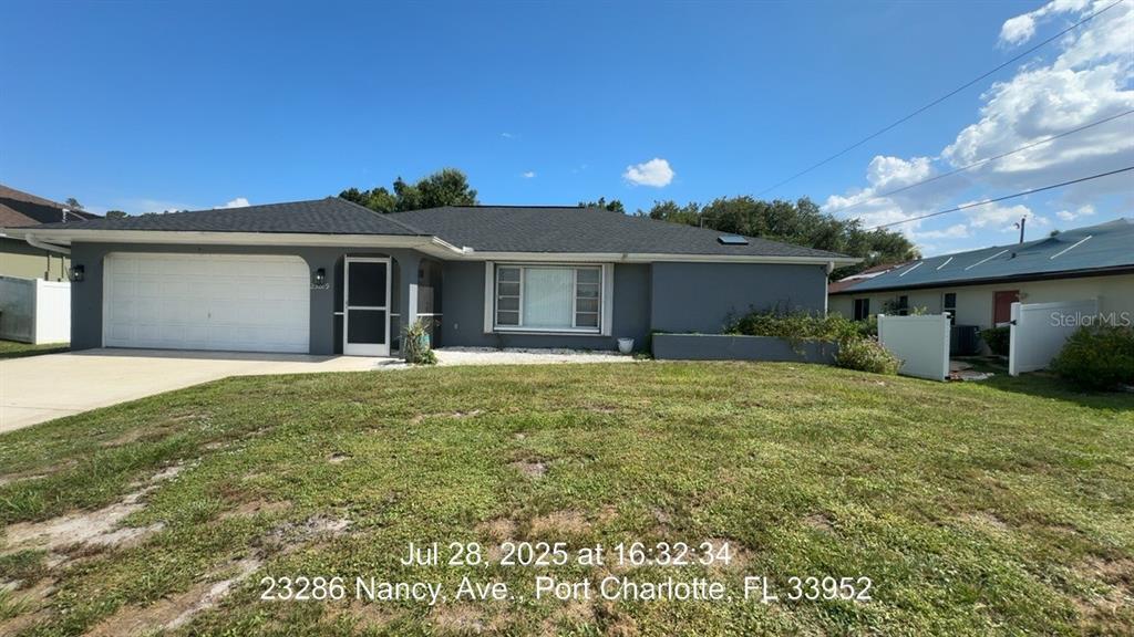23289 Nancy Ave in Port Charlotte, FL - Building Photo