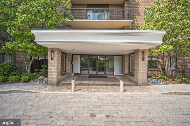 property at 200 N Pickett St