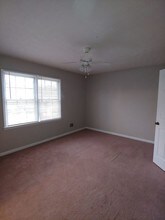 5301 Stonebush Terrace-Unit -Unit B in Stone Mountain, GA - Building Photo - Building Photo
