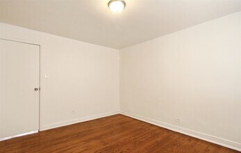 11143 S Dr Martin Luther King Jr Dr Chicago, IL 60628 in Chicago, IL - Building Photo - Building Photo