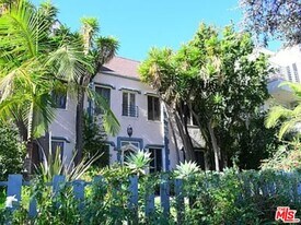 944 12th St in Santa Monica, CA - Building Photo