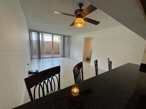 10700 SW 108th Ave in Miami, FL - Building Photo - Building Photo