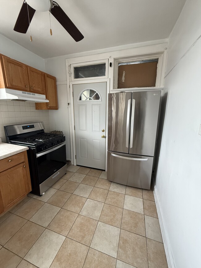 10053 S Forest Ave, Unit #3