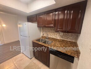 4725 S Texas Ave in Orlando, FL - Building Photo - Building Photo