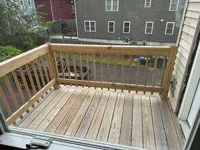 127 Portland St, Unit 2 in Haverhill, MA - Building Photo - Building Photo