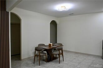 6 N 26th Dr in Hidalgo, TX - Building Photo - Building Photo