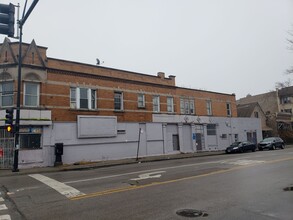 3357 W Chicago Ave in Chicago, IL - Building Photo - Building Photo