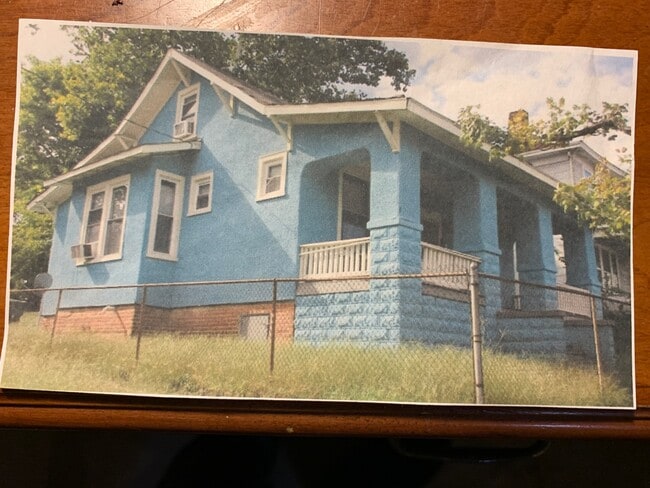 property at 400 W 26th St