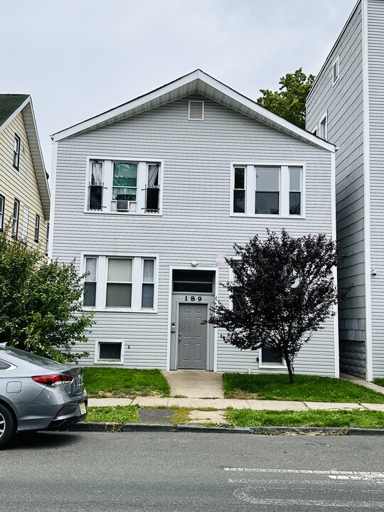 189 Elmwood Ave in East Orange, NJ - Building Photo