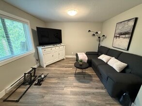 144 Kian Pl in Nanaimo, BC - Building Photo - Building Photo