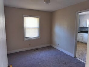 4038 Village Dr in Fayetteville, NC - Building Photo - Building Photo