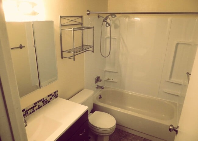 2111 17th Ave S in Seattle, WA - Building Photo - Building Photo