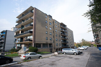 26 Gulliver Road in Toronto, ON - Building Photo - Building Photo