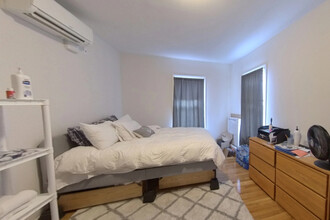 166 Broadway, Unit 2 in Somerville, MA - Foto de edificio - Building Photo