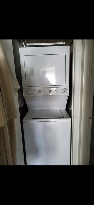 13 Hyde Ct in Bedminster, NJ - Building Photo