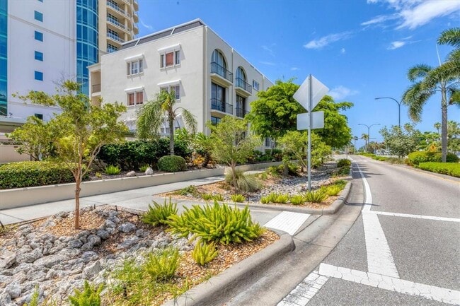 property at 301 S Gulfstream Ave