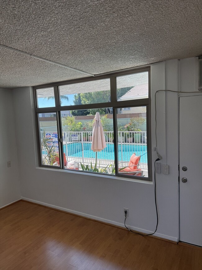 7205 Fountain Ave, Unit FOU5