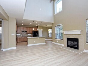 15600 Prestancia Dr in Austin, TX - Building Photo - Building Photo