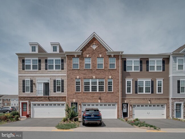 property at 8832 Englewood Farms Dr