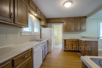 1825 S Vassar Ave in Independence, MO - Building Photo - Building Photo