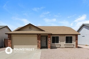 422 N 110th St in Mesa, AZ - Building Photo