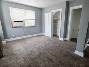 945 Dana Ave, Unit 33 in Cincinnati, OH - Building Photo - Building Photo