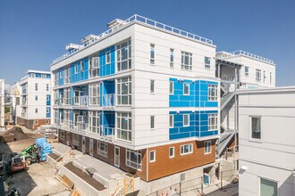 Parc Portofino in Richmond, BC - Building Photo - Building Photo