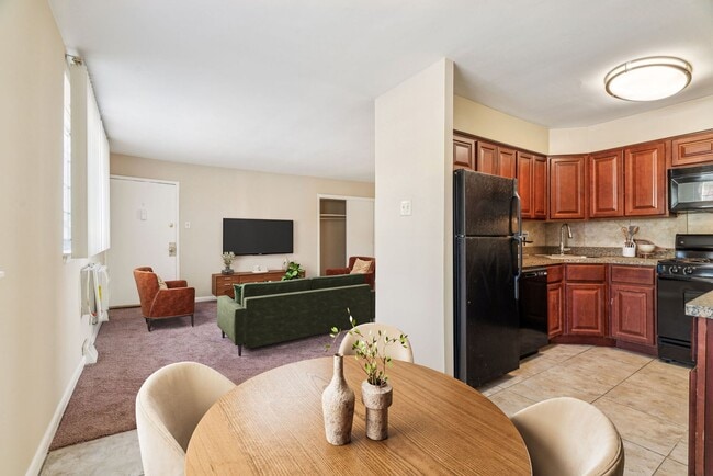 Brockton Court in Philadelphia, PA - Building Photo - Building Photo