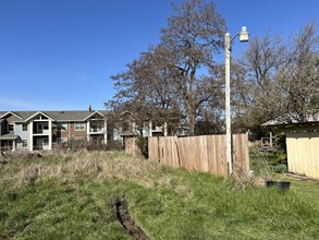 53rd Flats Apartments in Corvallis, OR - Building Photo - Building Photo