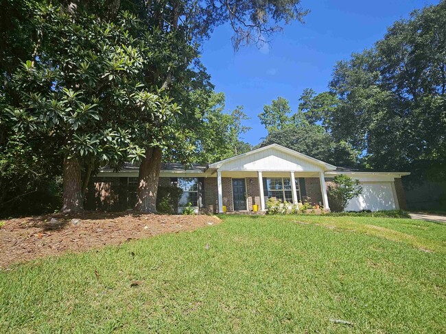 property at 1541 Woodgate Way
