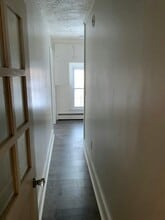 53 Maple St in Gardiner, ME - Building Photo - Building Photo