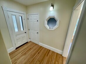 36 Warren Ave in Marlborough, MA - Building Photo - Building Photo