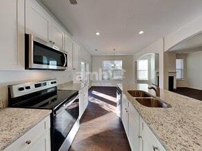 421 Lossie Ln in Mcdonough, GA - Foto de edificio - Building Photo