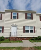 1216 Superior Pointe Pl in Fayetteville, NC - Building Photo