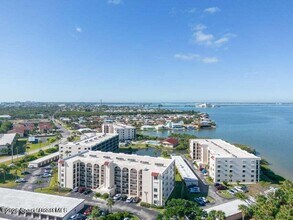 5805 N Banana River Blvd in Cape Canaveral, FL - Building Photo - Building Photo